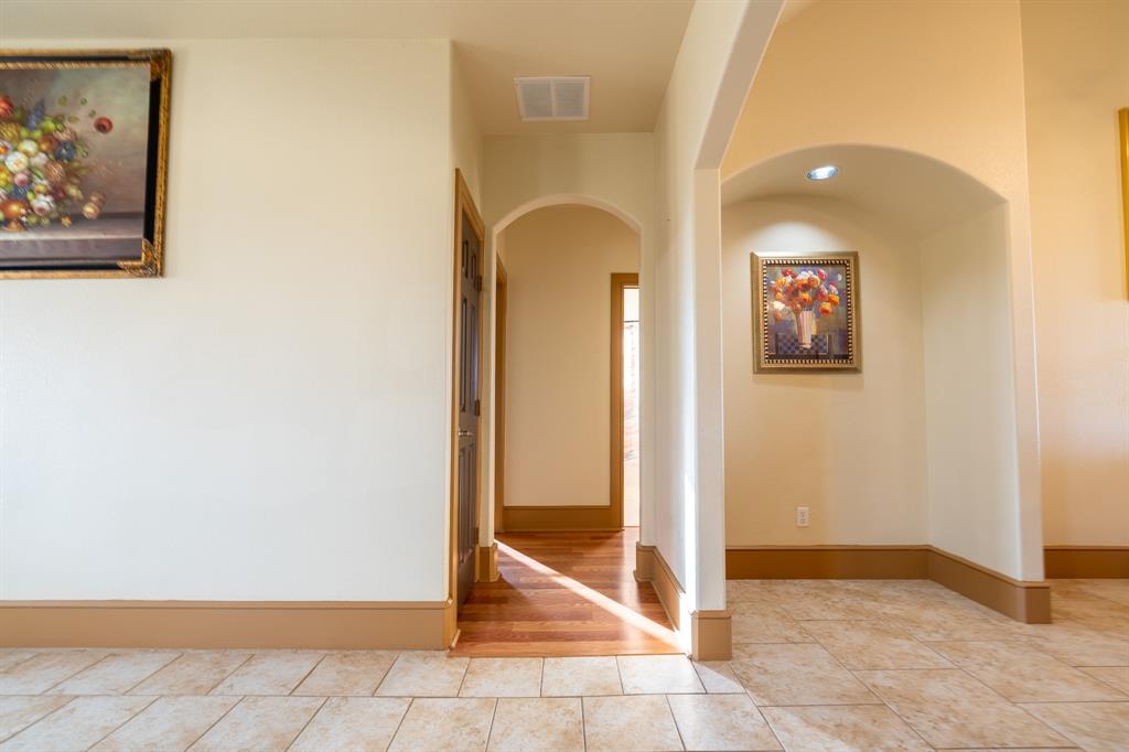 6216 Fm 499 Property Photo 26
