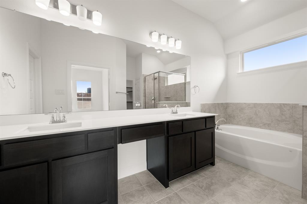 808 Stone Eagle Drive Property Photo 18