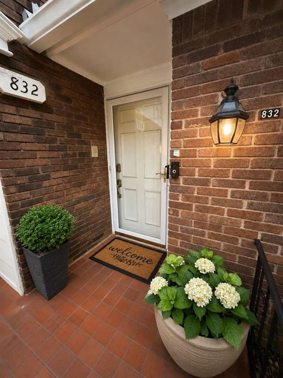 832 Chateau Valee Circle Property Photo 1