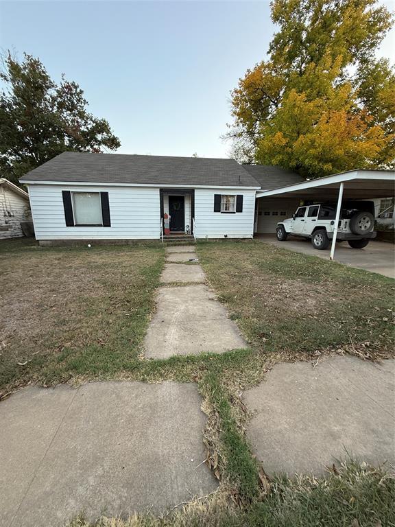 1107 W Cedar St Property Photo 1