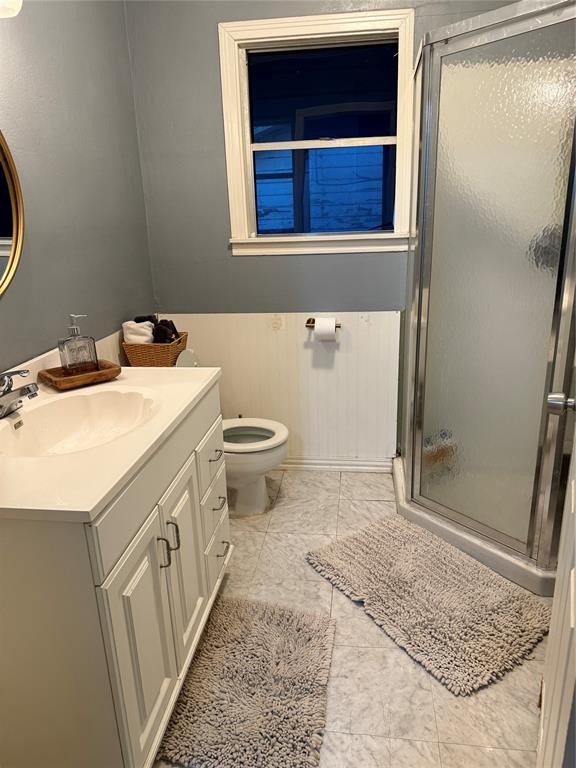 1107 W Cedar St Property Photo 12