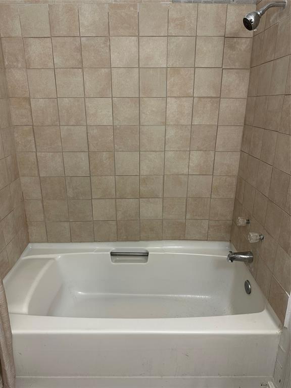 846 Truman Circle Property Photo 18