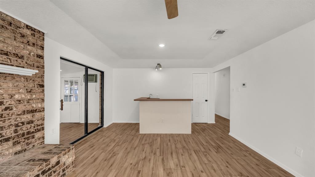 121 Meadow Lane Property Photo 7