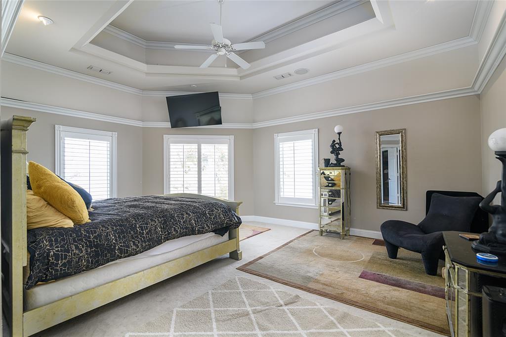 7 Lake Point Place Property Photo 13