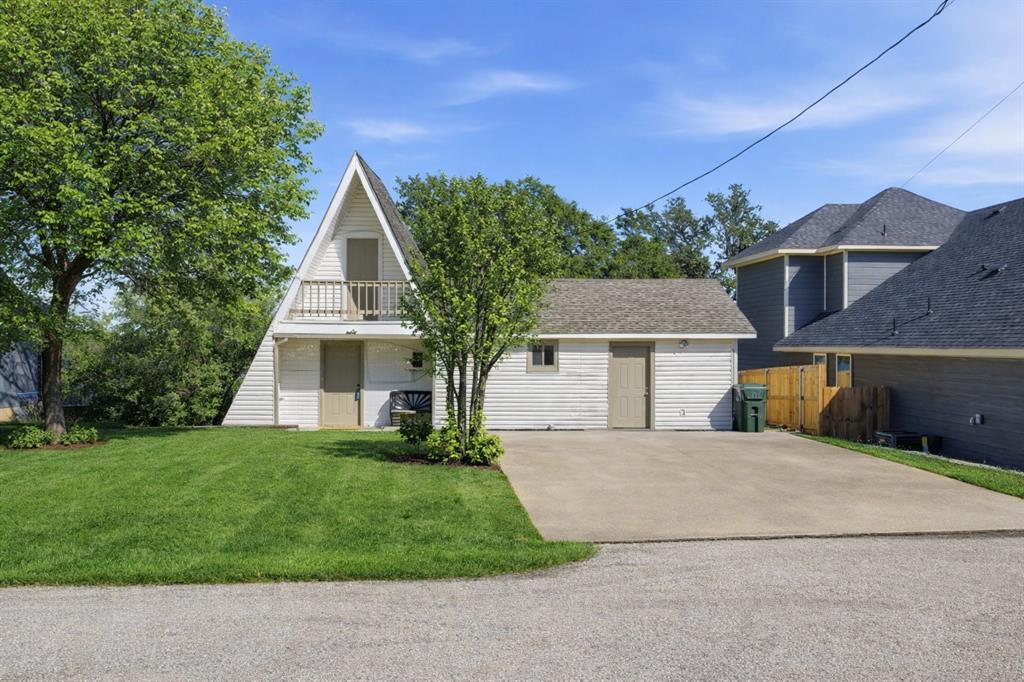 2707 Austin Drive Property Photo 1