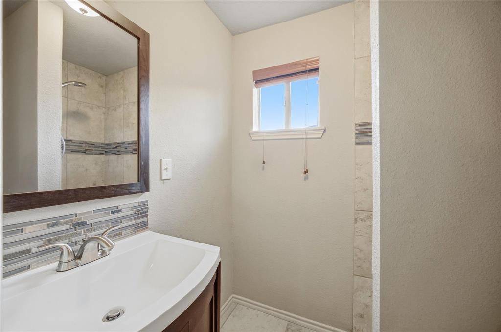 2707 Austin Drive Property Photo 27