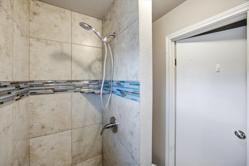 2707 Austin Drive Property Photo 28