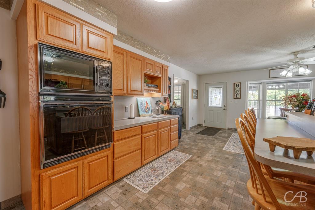 155 Lakeview Drive Property Photo 10