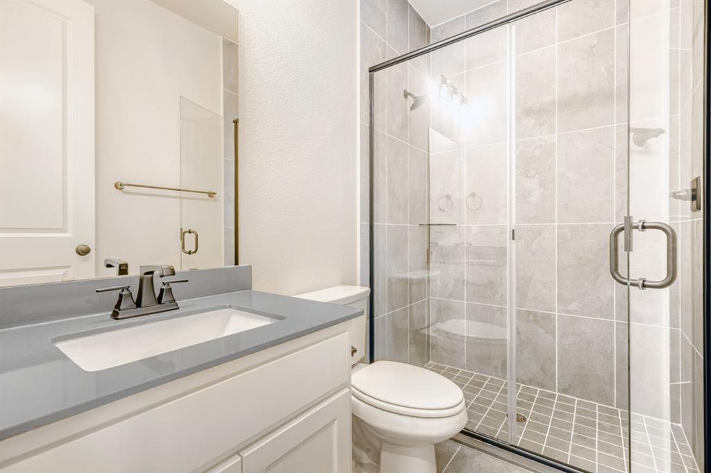 3328 Chinaberry Street Property Photo 17