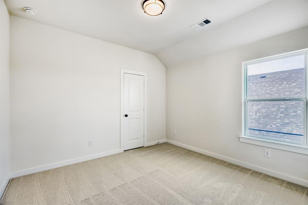 3328 Chinaberry Street Property Photo 21
