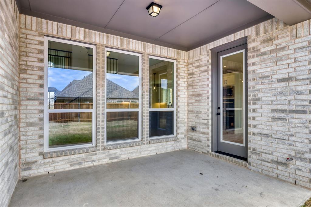 3328 Chinaberry Street Property Photo 25