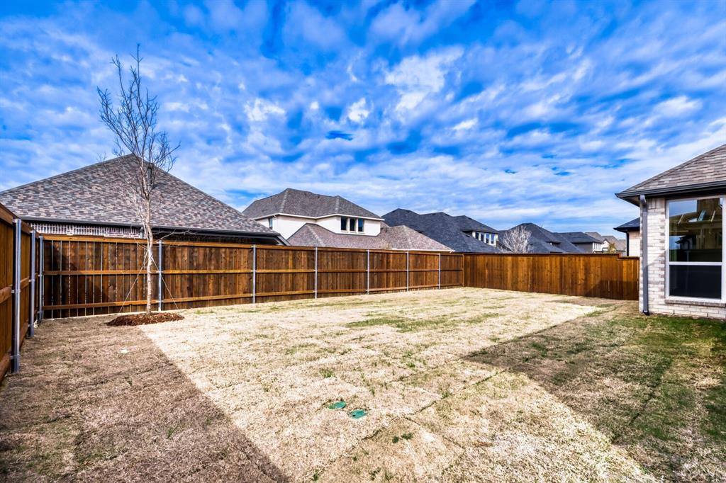 3328 Chinaberry Street Property Photo 27