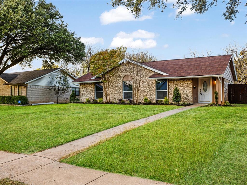 3029 Burning Tree Lane Property Photo 5