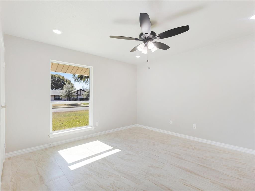 3029 Burning Tree Lane Property Photo 17
