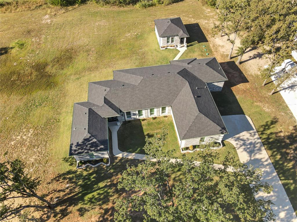 133 Crestview Drive Property Photo 2