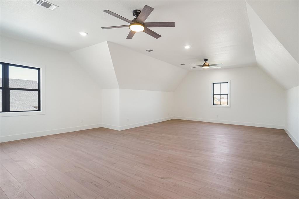 207 Stuart Street Property Photo 28