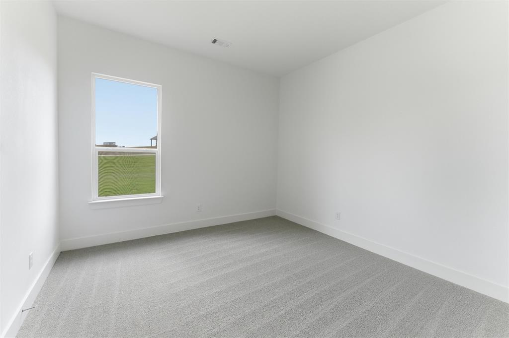 906 Perrin Lane Property Photo 17