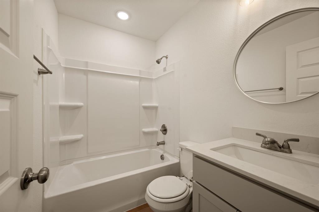 4096 Merida Avenue Property Photo 11