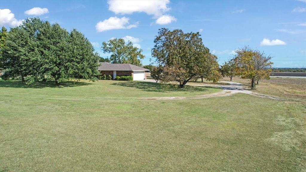 1711 Fm 1385 Property Photo 15