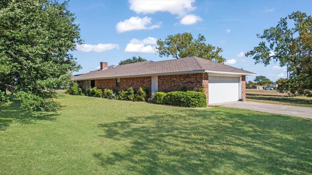 1711 Fm 1385 Property Photo 16