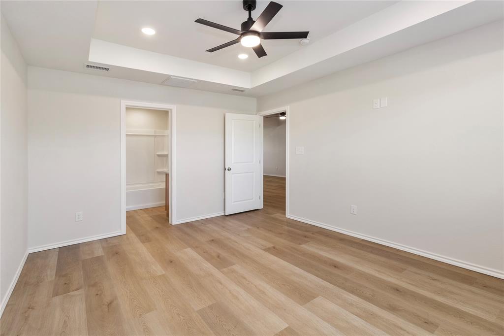 811 Bella Boulevard Property Photo 7