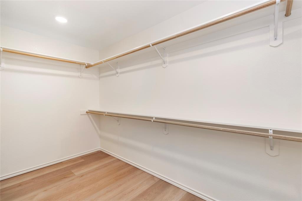 811 Bella Boulevard Property Photo 11
