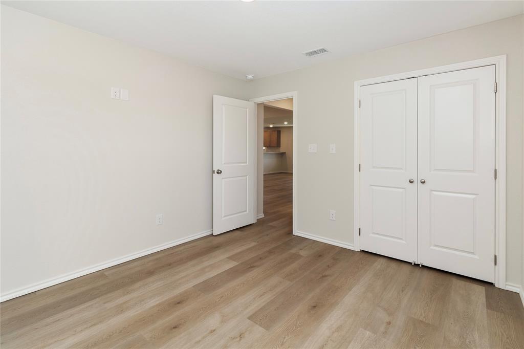 811 Bella Boulevard Property Photo 13