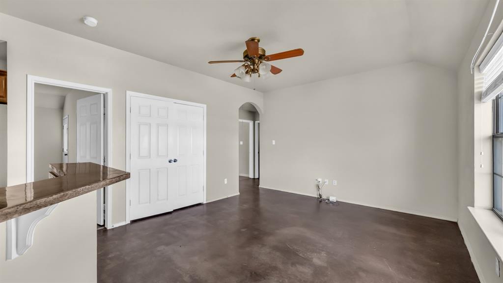 141 Lindas Creek Lane Property Photo 7