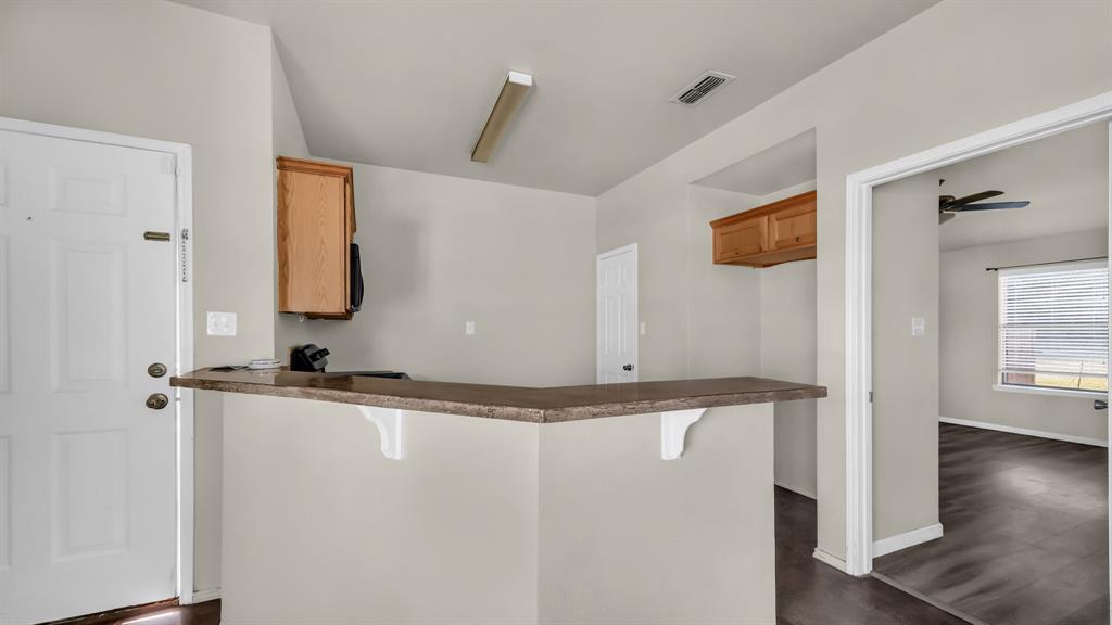 141 Lindas Creek Lane Property Photo 10