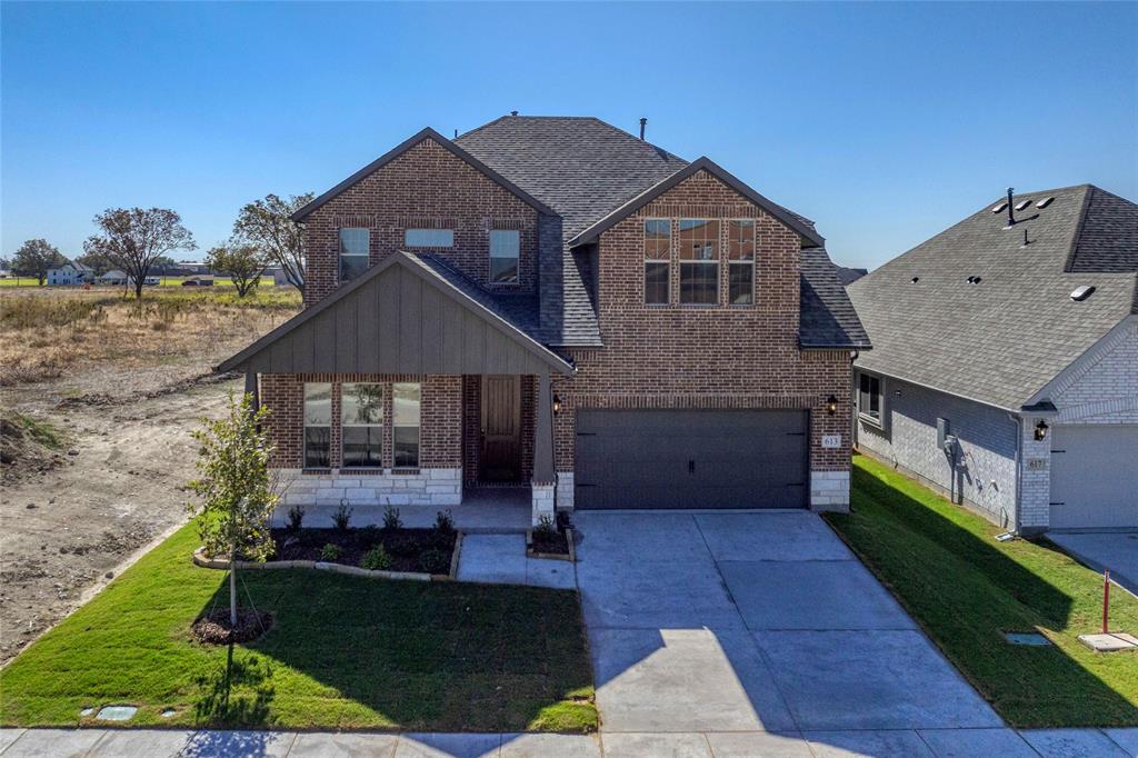 613 Brazos Drive Property Photo 7