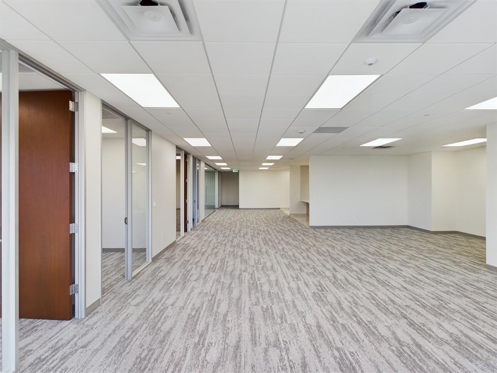 12400 Coit Road 450 Property Photo 4