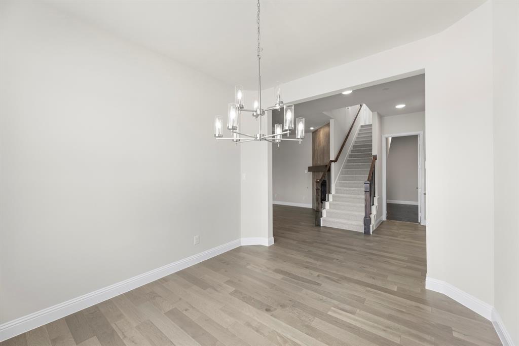 708 Splendor Property Photo 8