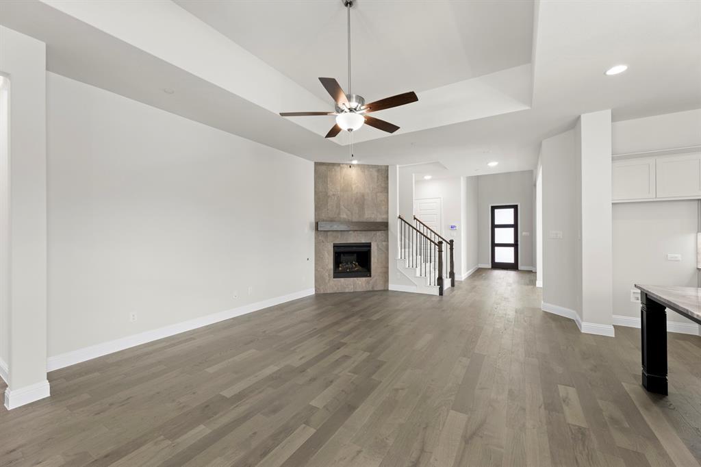708 Splendor Property Photo 11