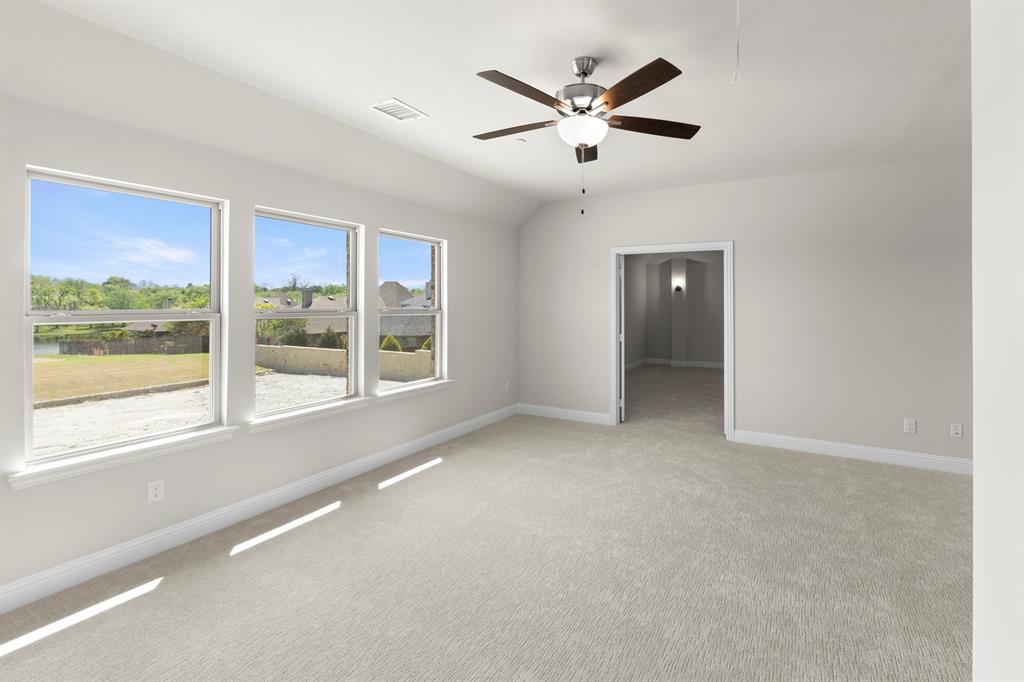 708 Splendor Property Photo 22
