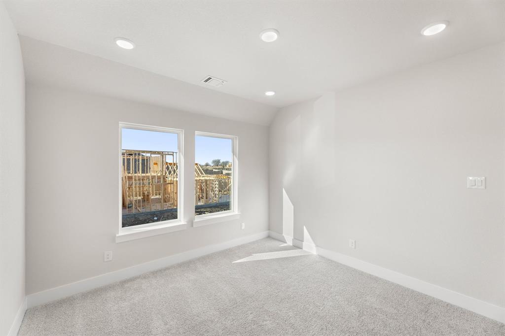 11740 Edgewood Drive Property Photo 15