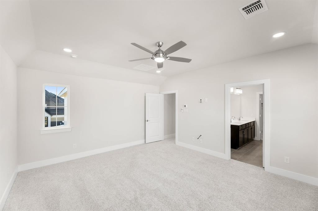 11740 Edgewood Drive Property Photo 22
