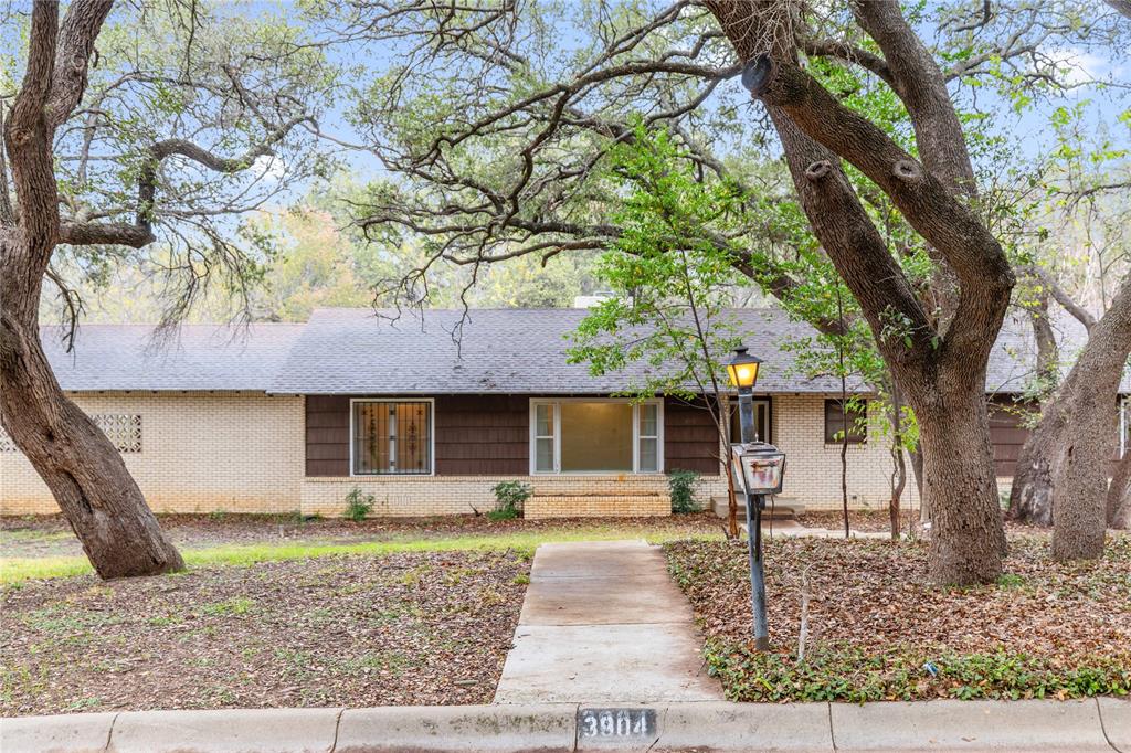 3904 Oakdale Drive Property Photo 1