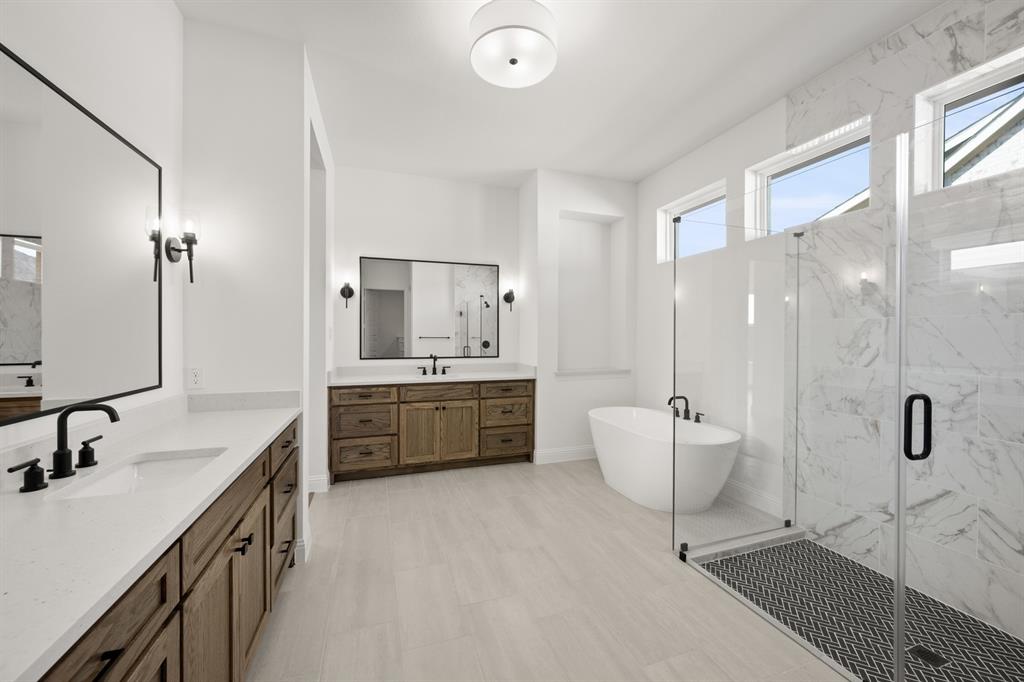 4728 Hawthorn Hills Lane Property Photo 33