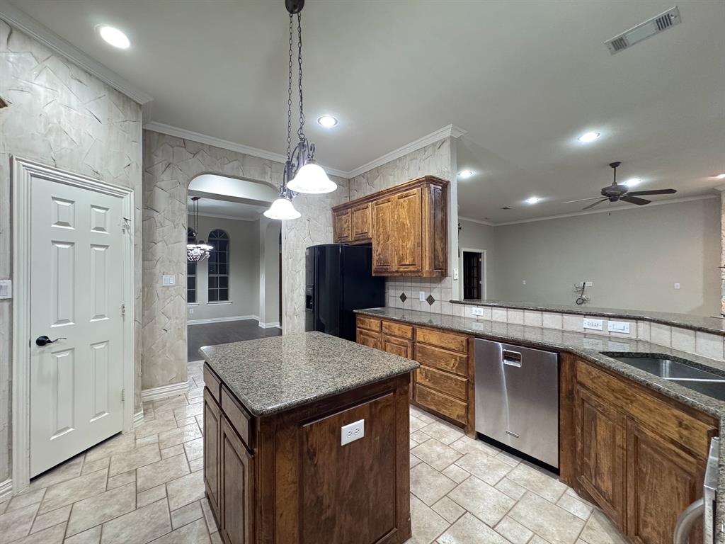 4008 Huron Court Property Photo 10