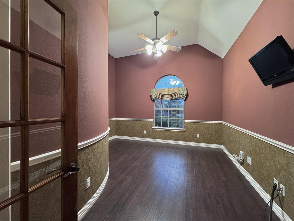 4008 Huron Court Property Photo 26