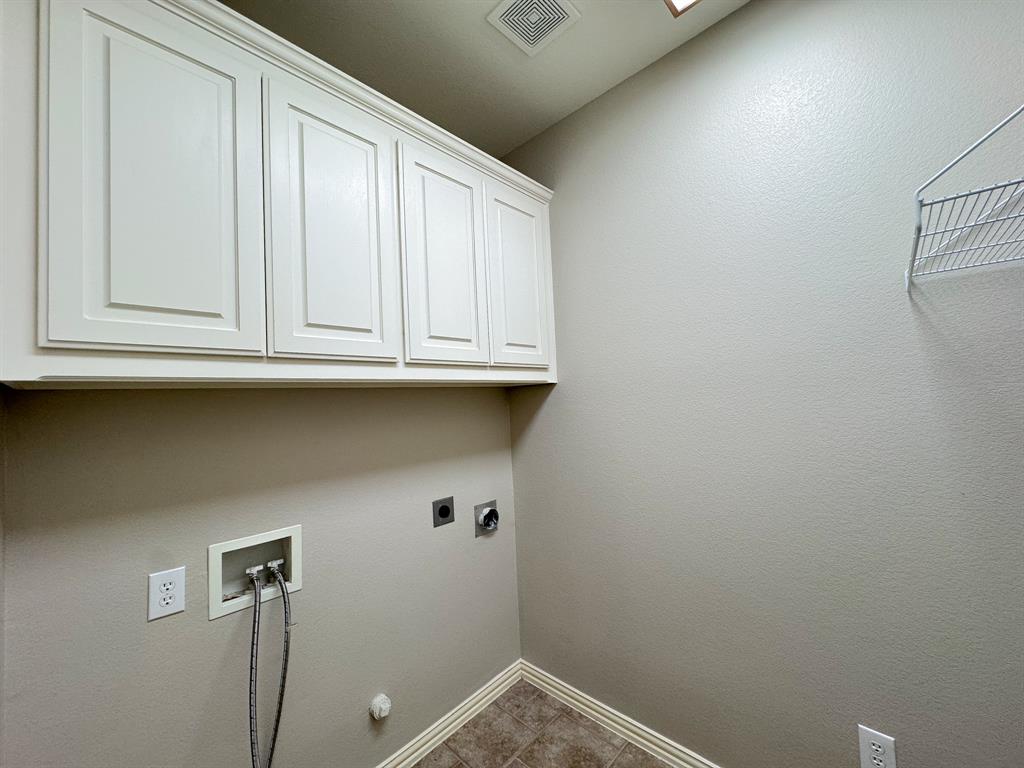 4008 Huron Court Property Photo 28