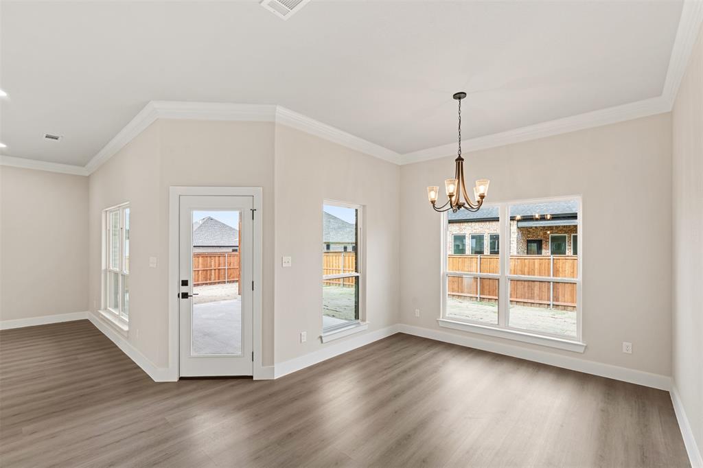 506 Limestone Circle Property Photo 11