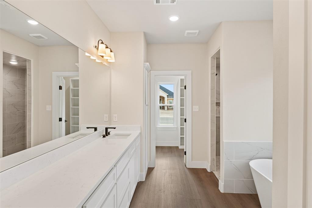 506 Limestone Circle Property Photo 14