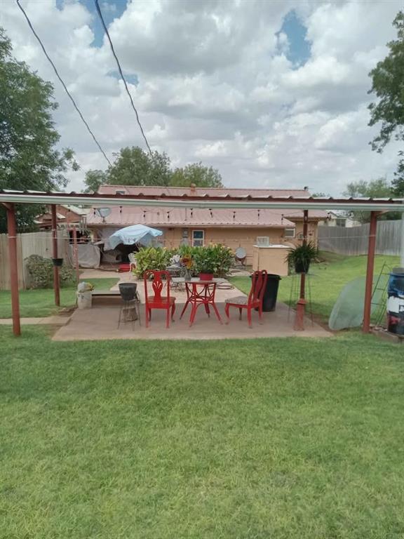 408 E Johnston Street Property Photo 3