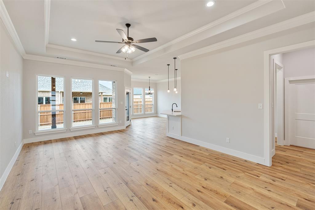 504 Limestone Circle Property Photo 3