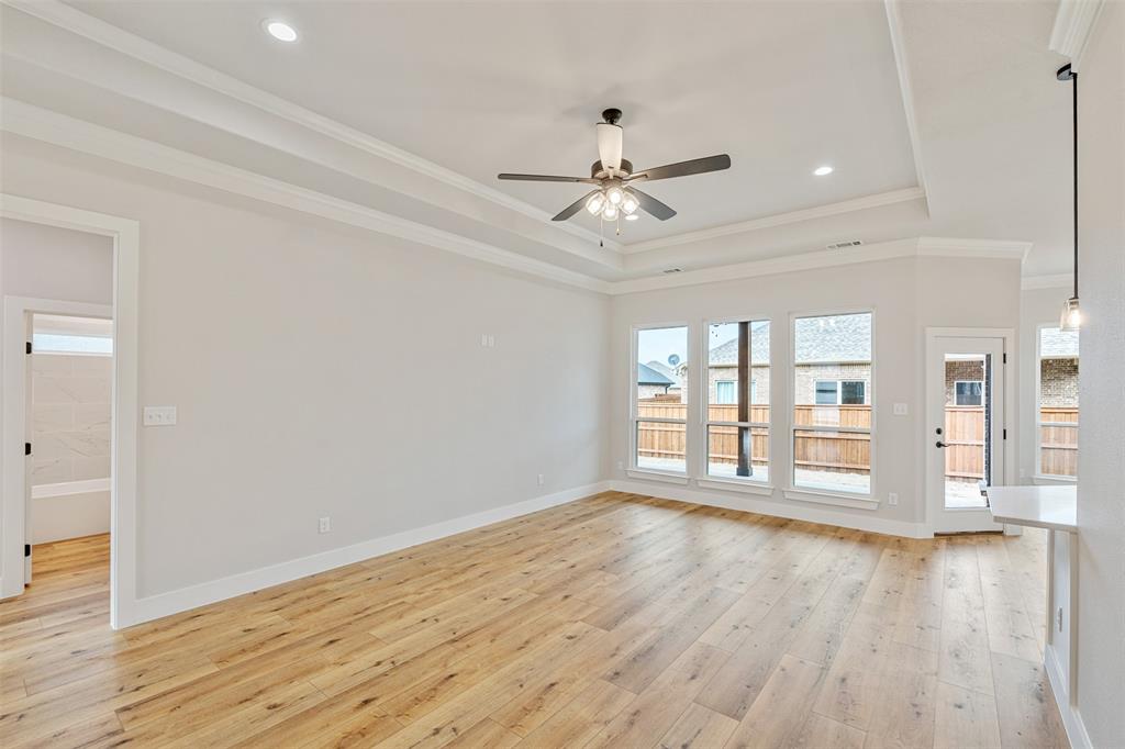504 Limestone Circle Property Photo 4