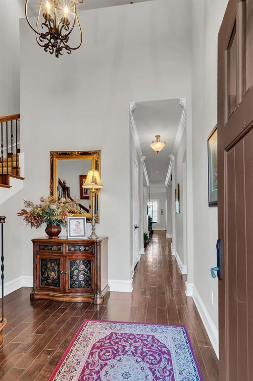 332 Watermere Drive Property Photo 5
