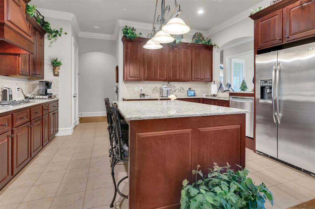 332 Watermere Drive Property Photo 16