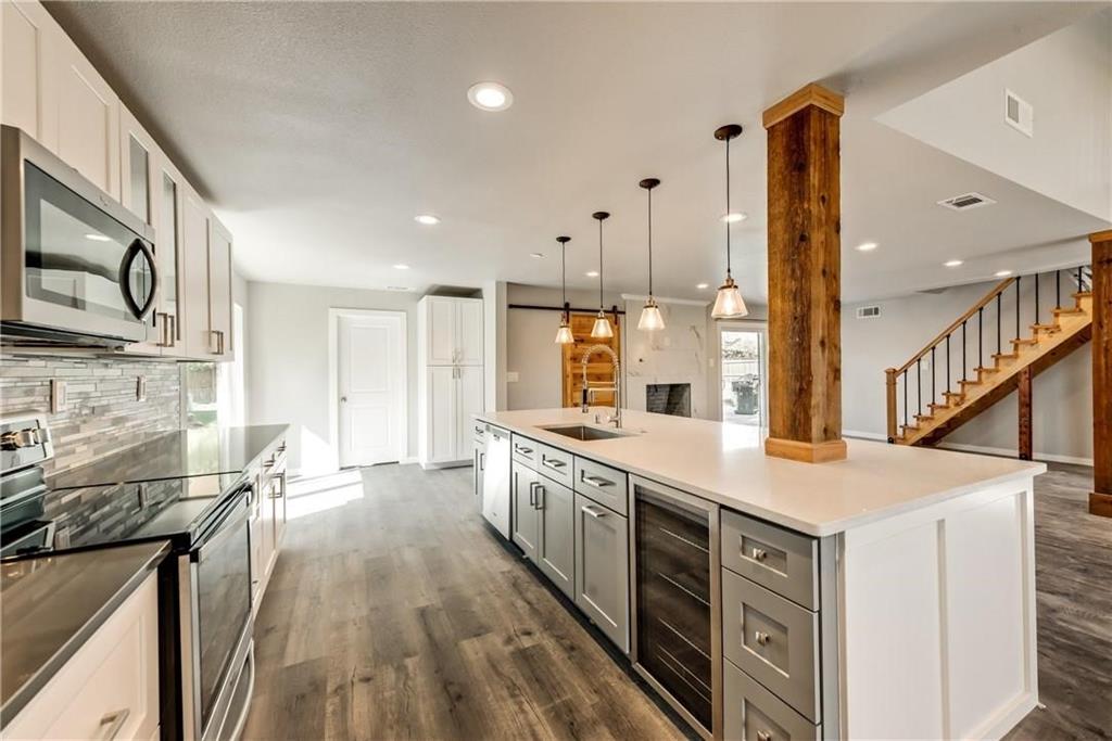 10216 Carry Back Circle Property Photo 5