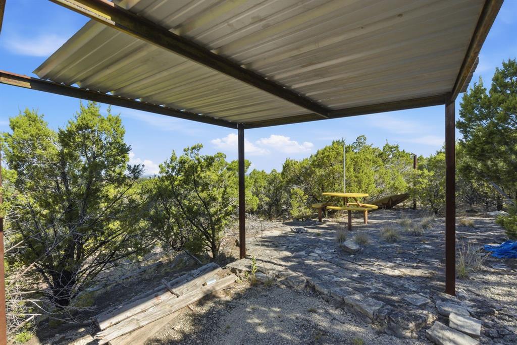 1936 Sterling Road Property Photo 17